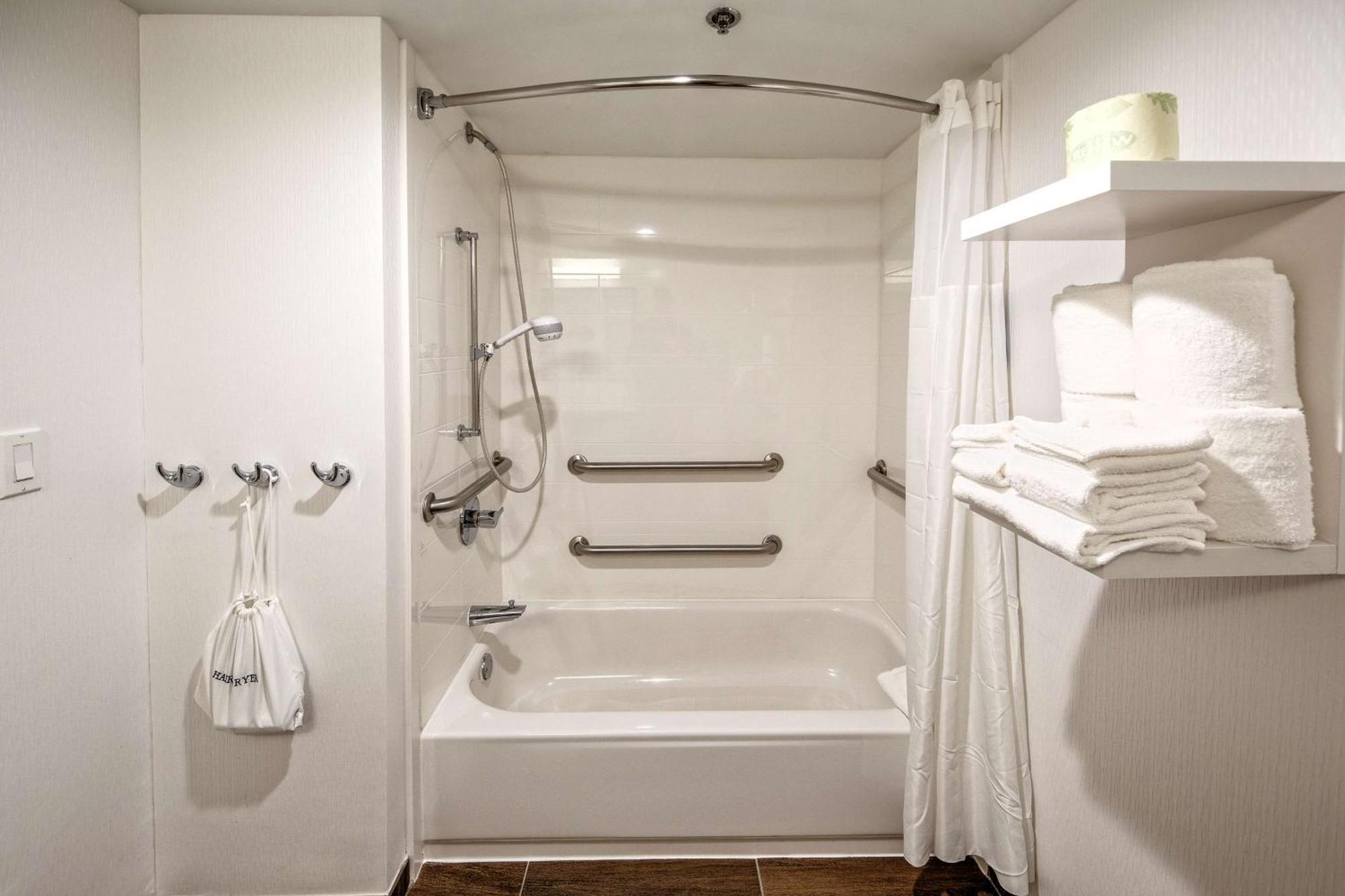 Hampton Inn Dumfries/Quantico Экстерьер фото