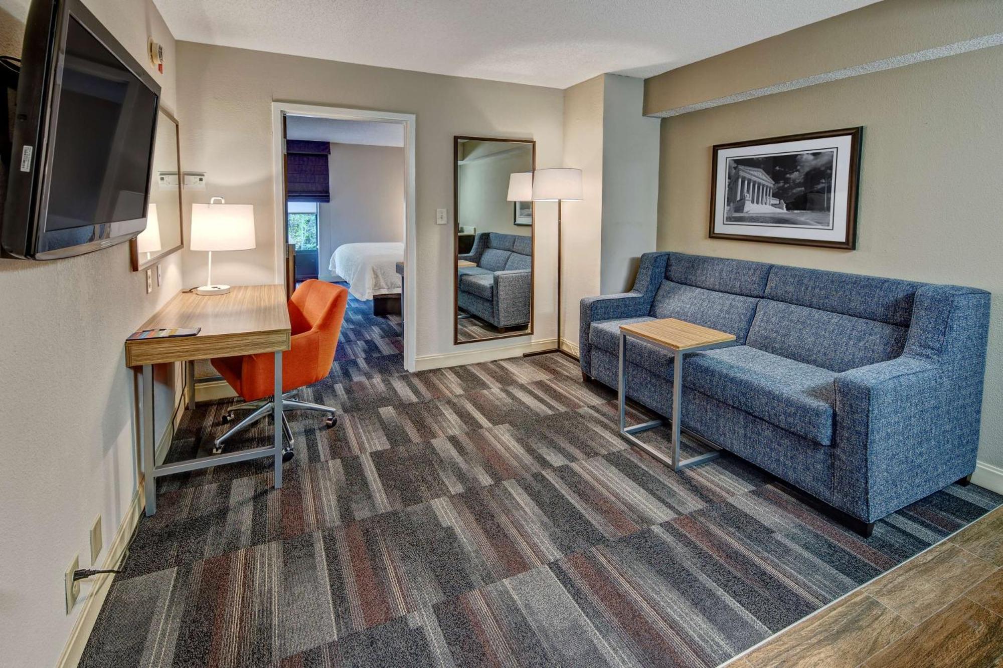Hampton Inn Dumfries/Quantico Экстерьер фото