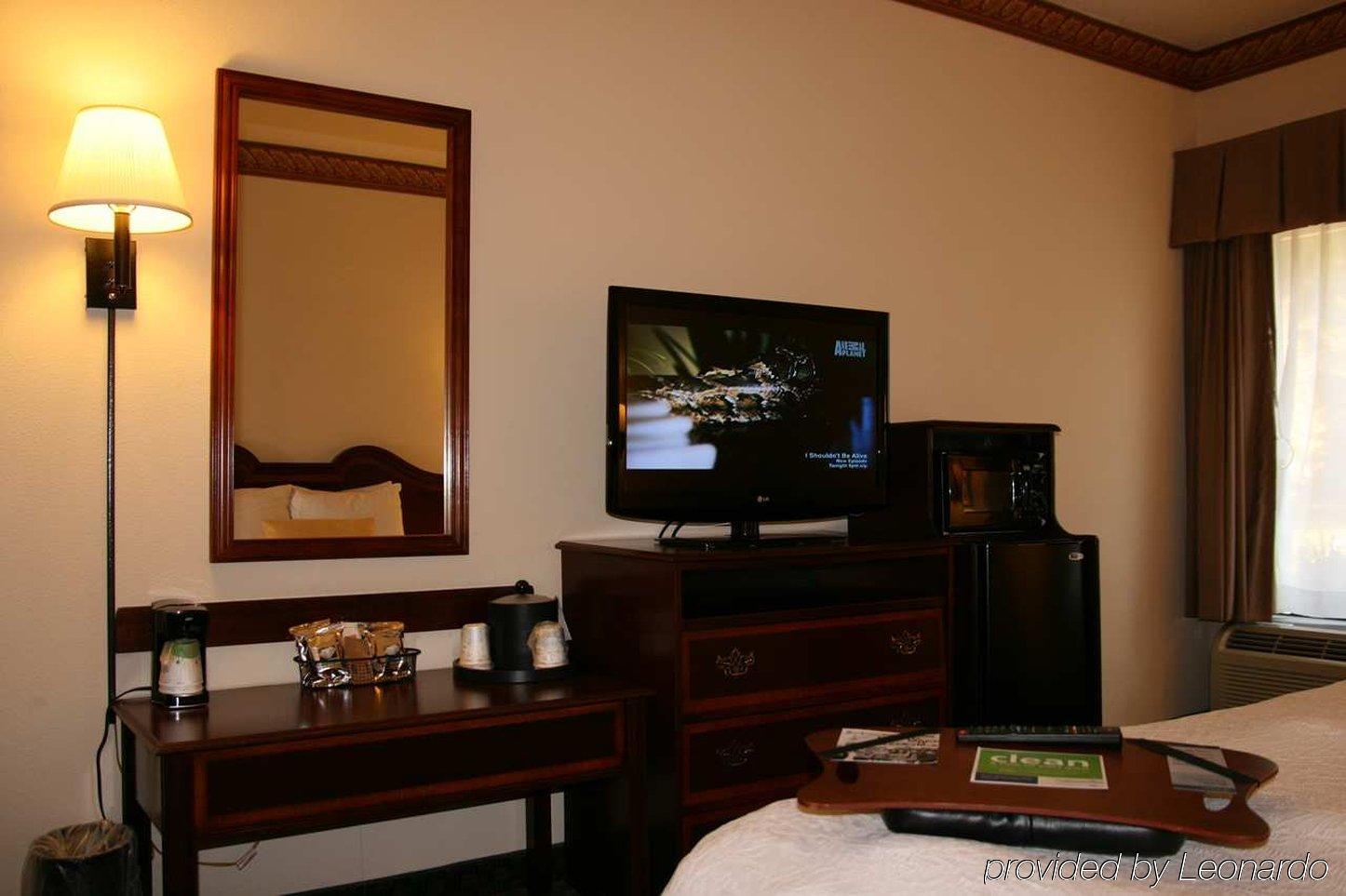 Hampton Inn Dumfries/Quantico Номер фото